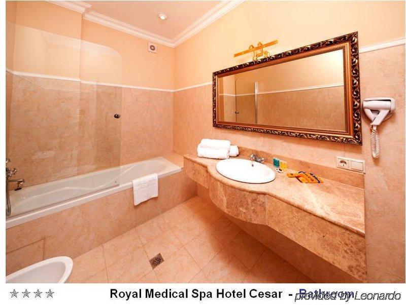 特鲁斯卡韦茨 Royal Medical Cezar酒店 外观 照片